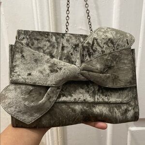 Elegant Velvet Bow Clutch
